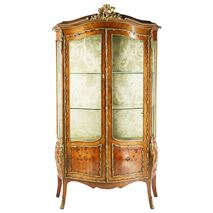 French Kingwood 19th Century Display cabinet.