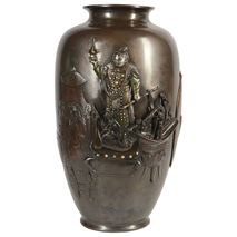 Large 19th Century Japanese Meiji period Bronze vase, 58cm