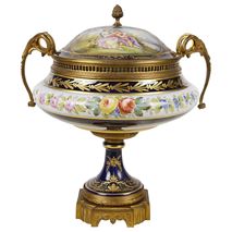 Large Sevres style lidded comport, circa 1890.