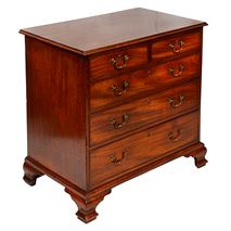 Georgian Mahogany chest of drawers, circa 1780