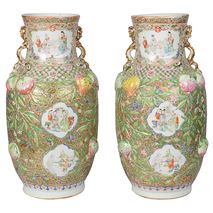 Rare and unusual pair of 19th Century Rose Medallion vases / lamps.