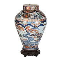 18th Century Japanese Arita Imari vase