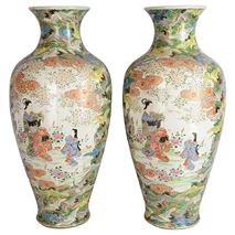 Large Pair of Japanese Kutani Vases, Meiji Period