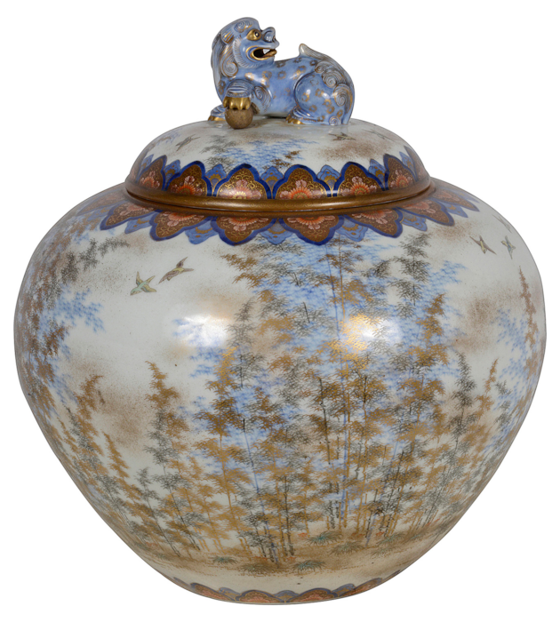 19th Century Japanese Fukagawa lidded jar.