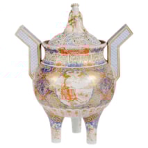Fine quality Japanese Imari Koro, 19th Century