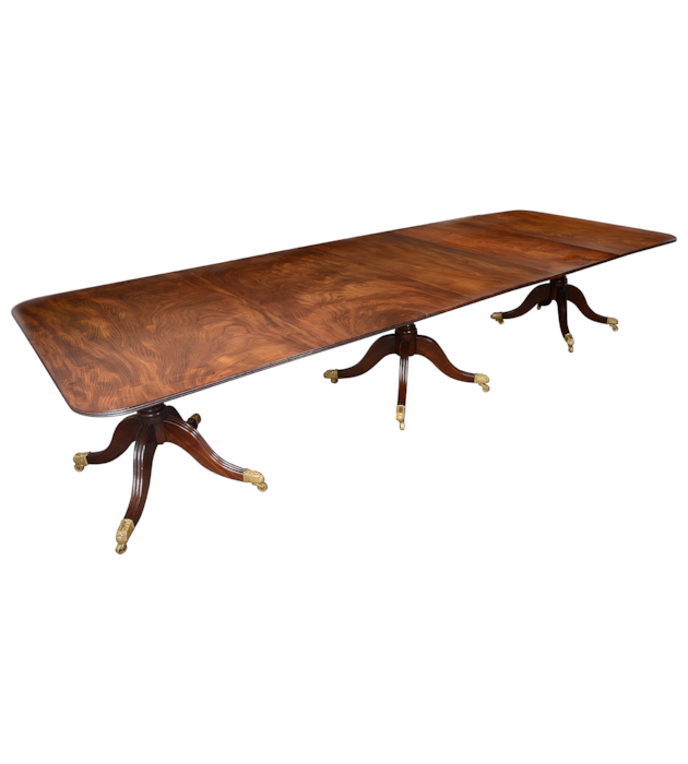 Regency period Mahogany triple pedestal dining table.