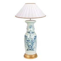 Chinese 19th Century Blue and white vase / lamp