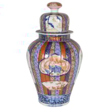 19th Century Japanese lidded Imari vase.