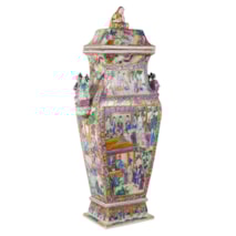 19th Century Chinese Rose medallion lidded vase.