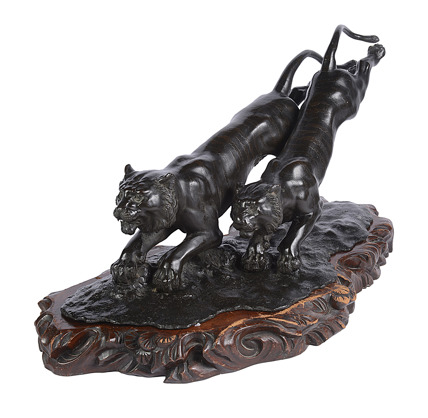 Japanese bronze Tigers hunting, Meiji period 64cm
