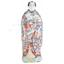 Early 20th Century Japanese Kutani courtier.